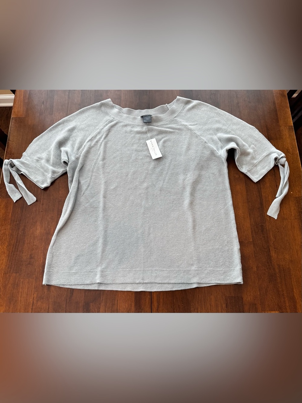 NWT Ann Taylor Light Gray Tie-Sleeve Women’s Top 100% Cotton Size Large